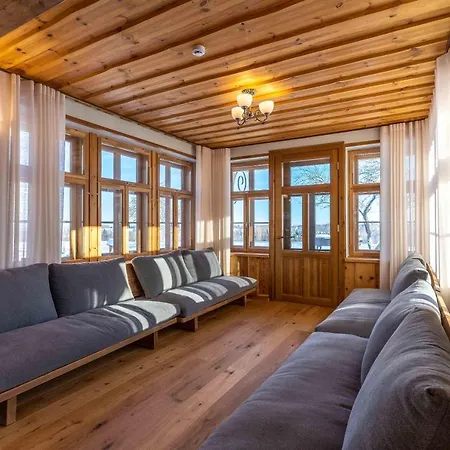 Vahuri Puhkemaja *