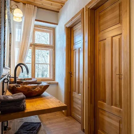 Vahuri Puhkemaja *